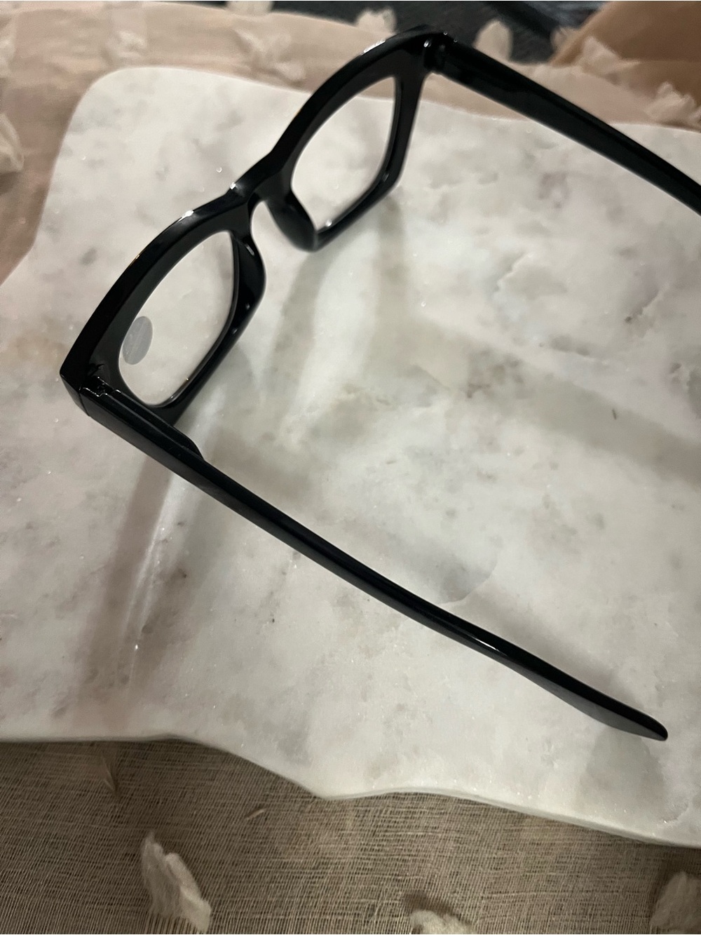 Black chunky frame readers +1.00 Strength - Picture 5 of 7